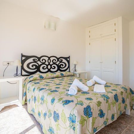 Apartamentos Marcelino - Formentera Break Эс-Пужоль Экстерьер фото